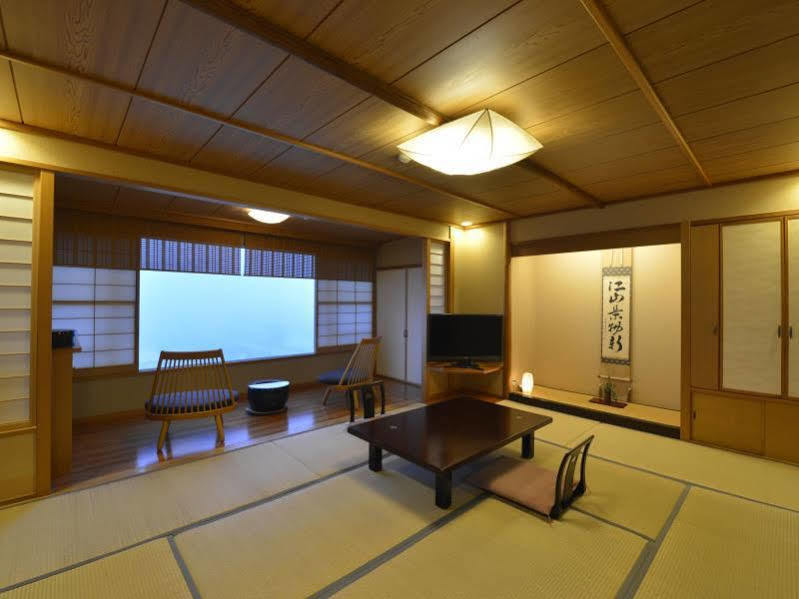 היטויושי Ryokan Ayu No Sato מראה חיצוני תמונה