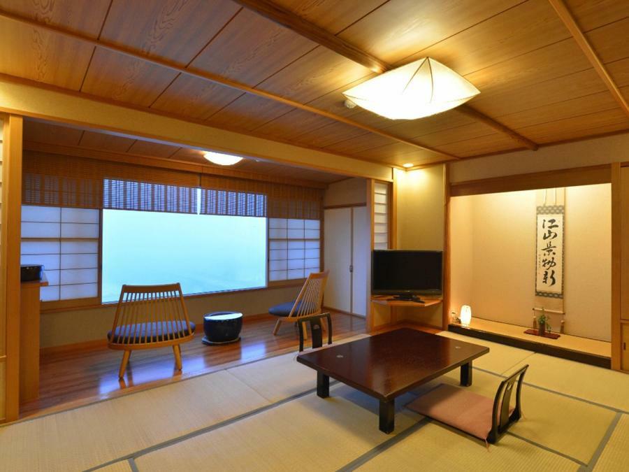 היטויושי Ryokan Ayu No Sato מראה חיצוני תמונה